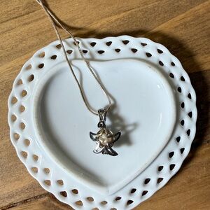 Vintage Genuine Pearl In Cage starfish 925 Women’s Necklace